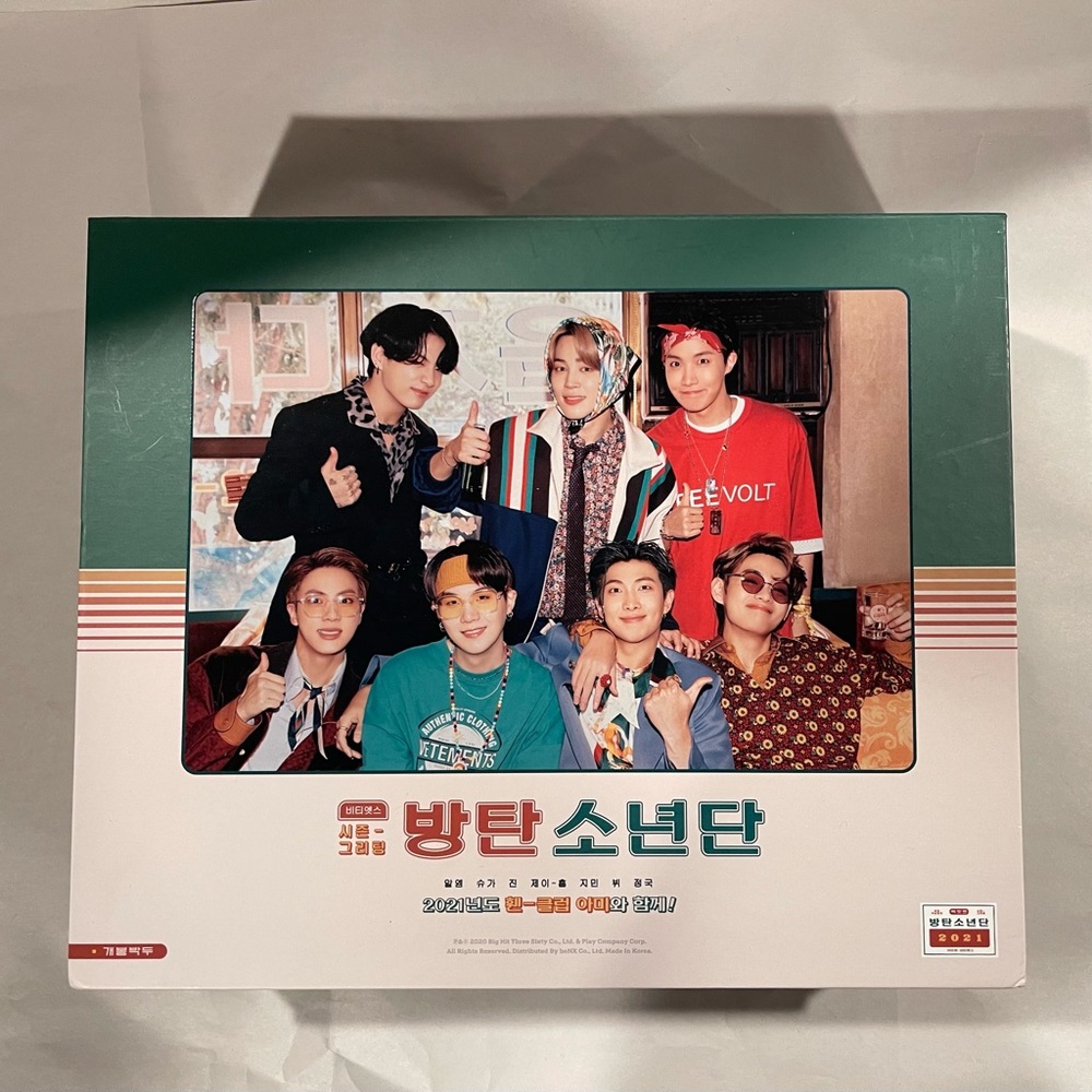 BTS Seasons Greetings 2021 - Official-Global Version
